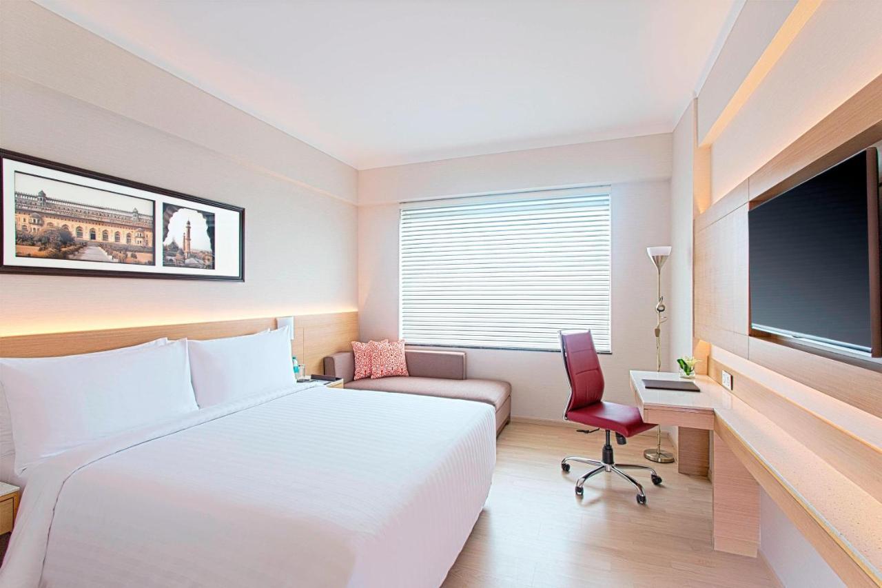 Fairfield By Marriott Lucknow Hotel Kültér fotó