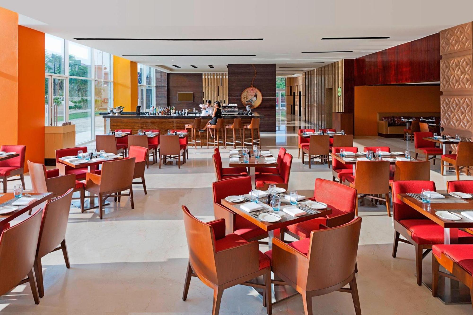 Fairfield By Marriott Lucknow Hotel Kültér fotó