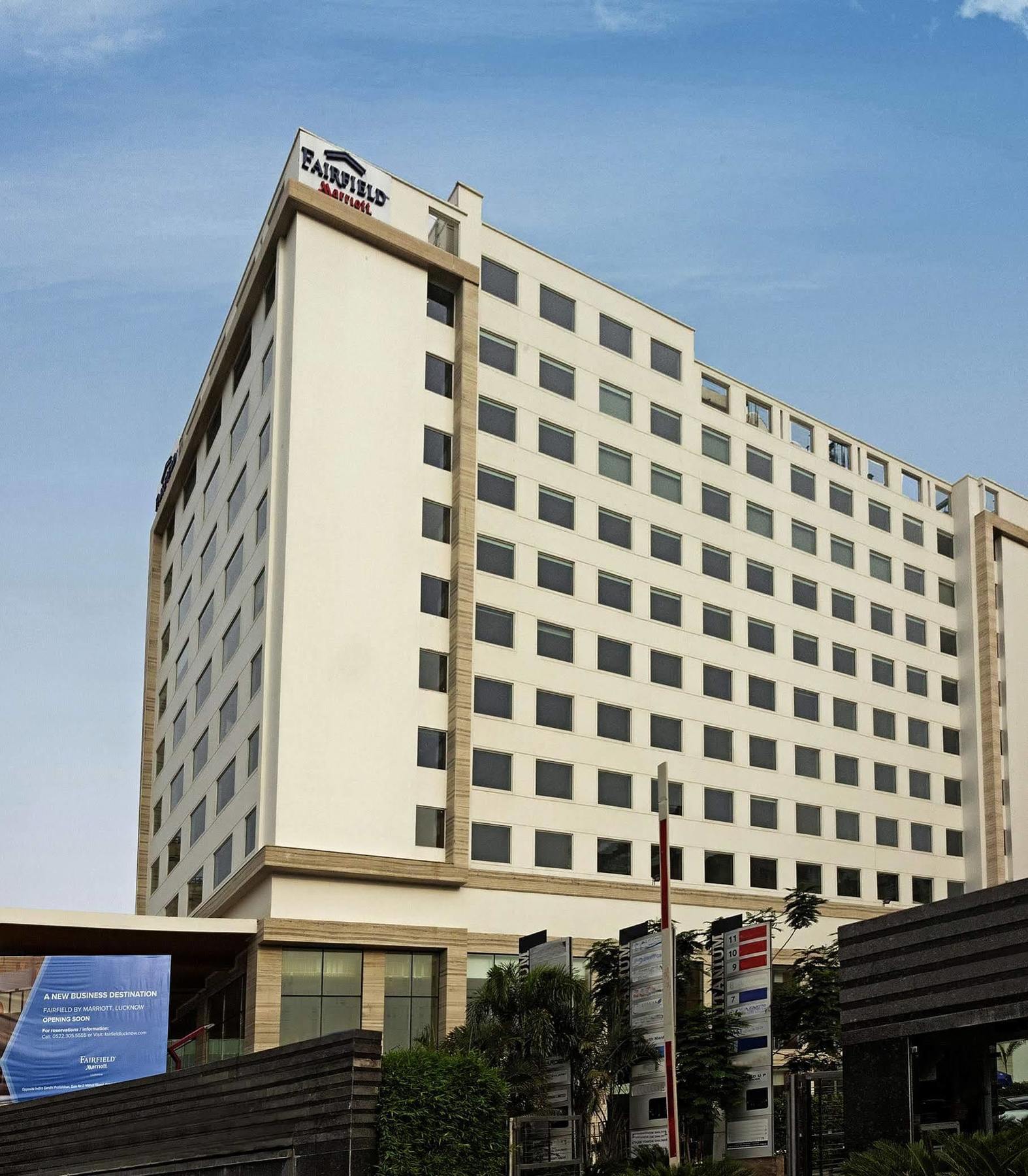 Fairfield By Marriott Lucknow Hotel Kültér fotó
