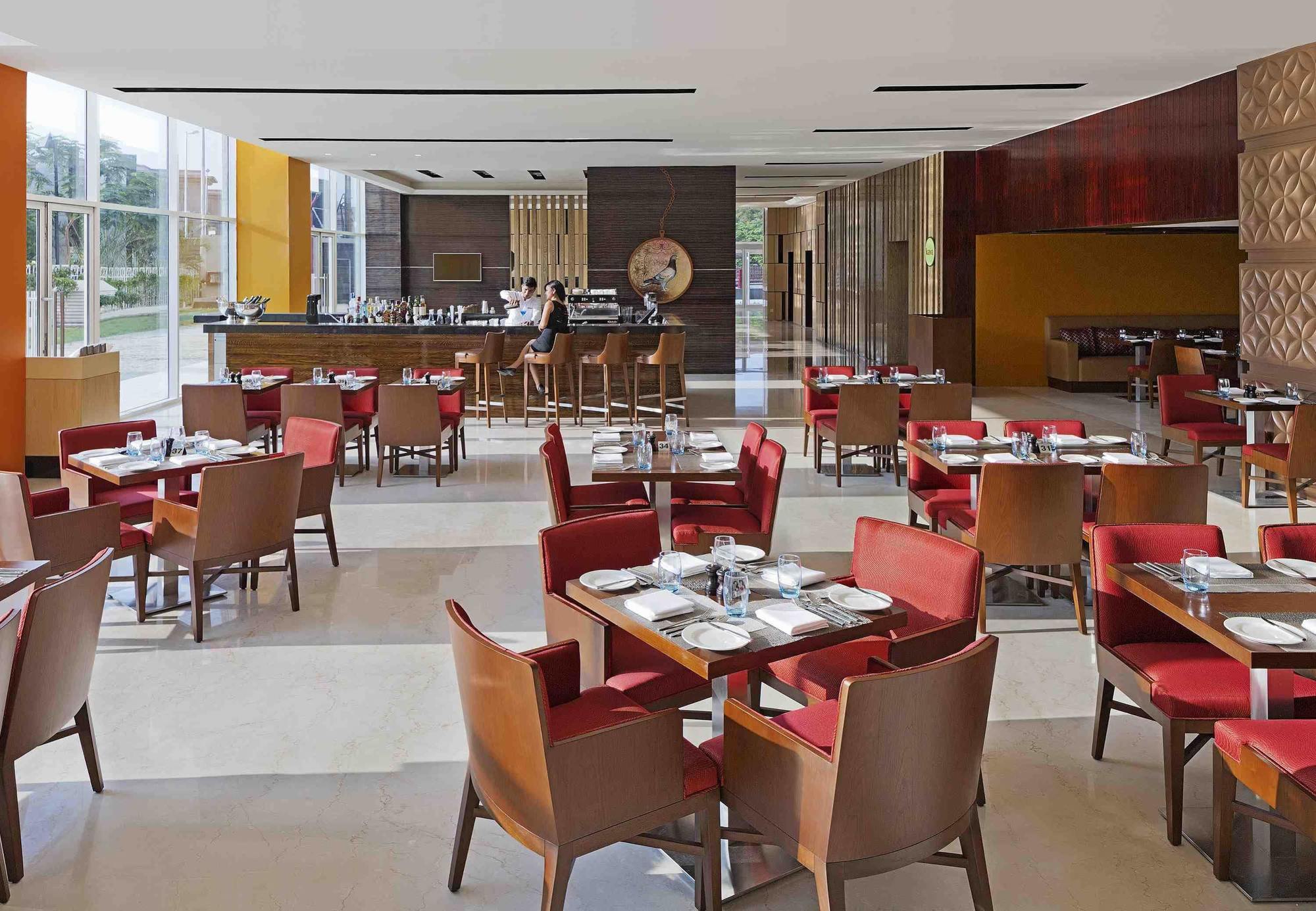 Fairfield By Marriott Lucknow Hotel Kültér fotó